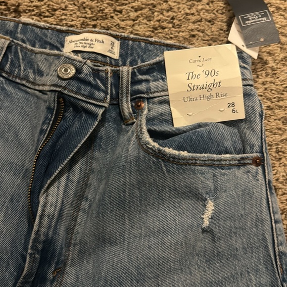 Abercrombie “the 90s straight” ultra high rise curve love jeans - Picture 2 of 3